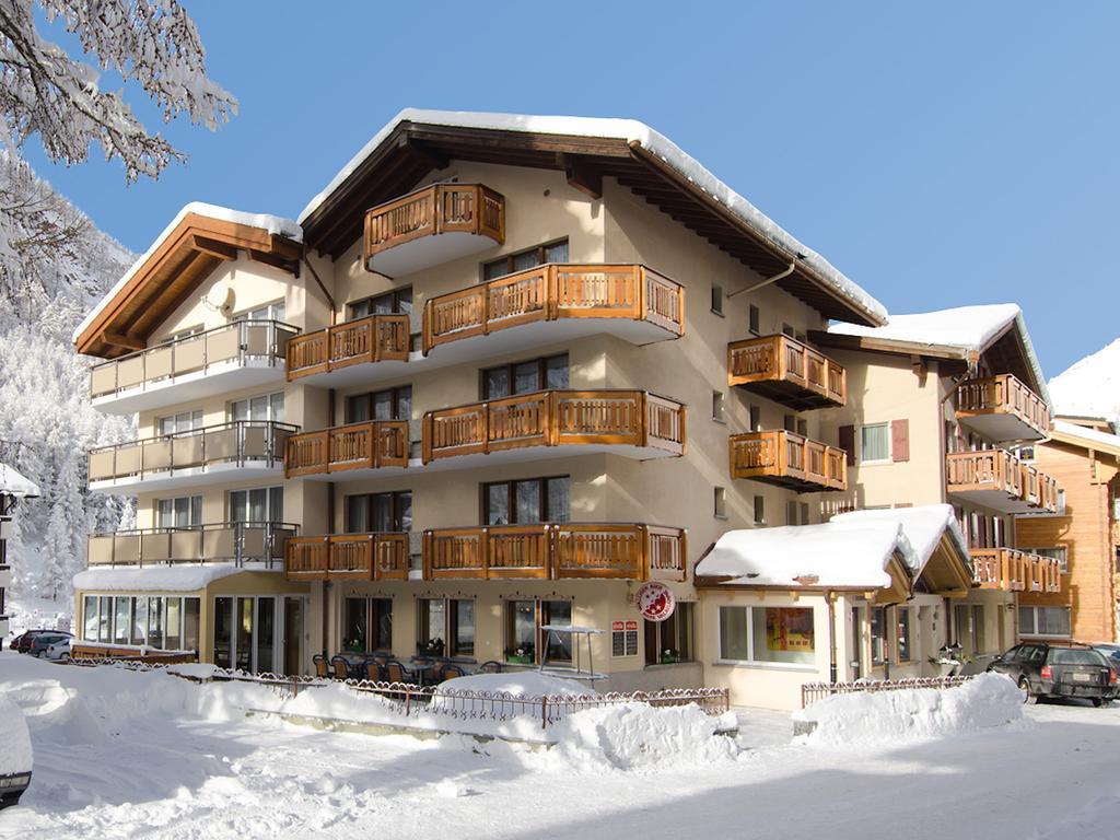 Hotel Monte-Moro Saas-Almagell Exterior foto